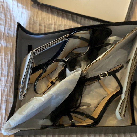 NWT Ann Taylor Cameron Bloom Sandal - Picture 7 of 7